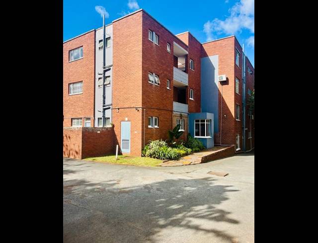2 BEDROOM APARTMENT FOR SALE IN GLENWOOD